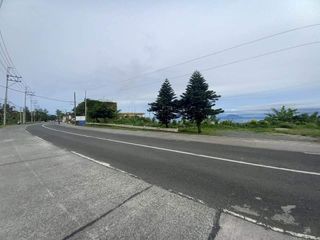 Commercial lot for sale in tagaytay city along twin lakes