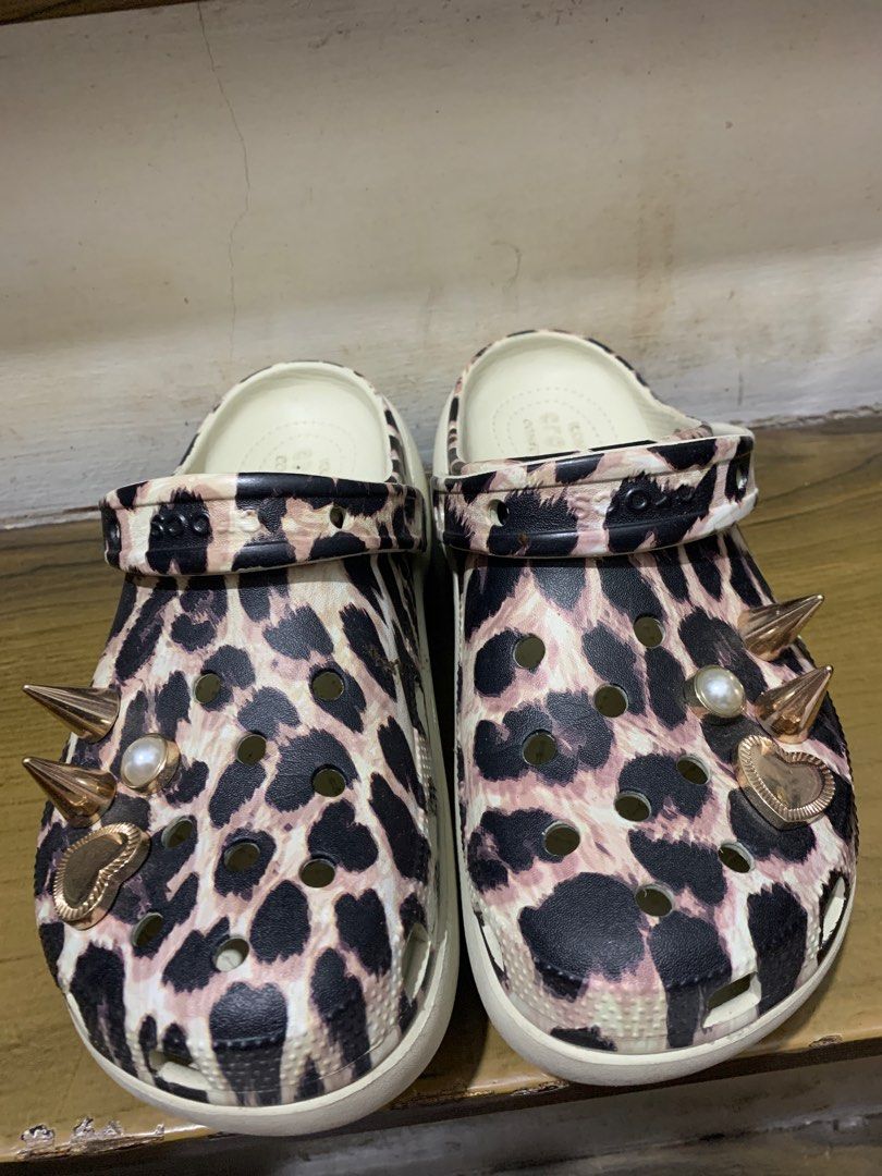 Leopard platform on sale crocs