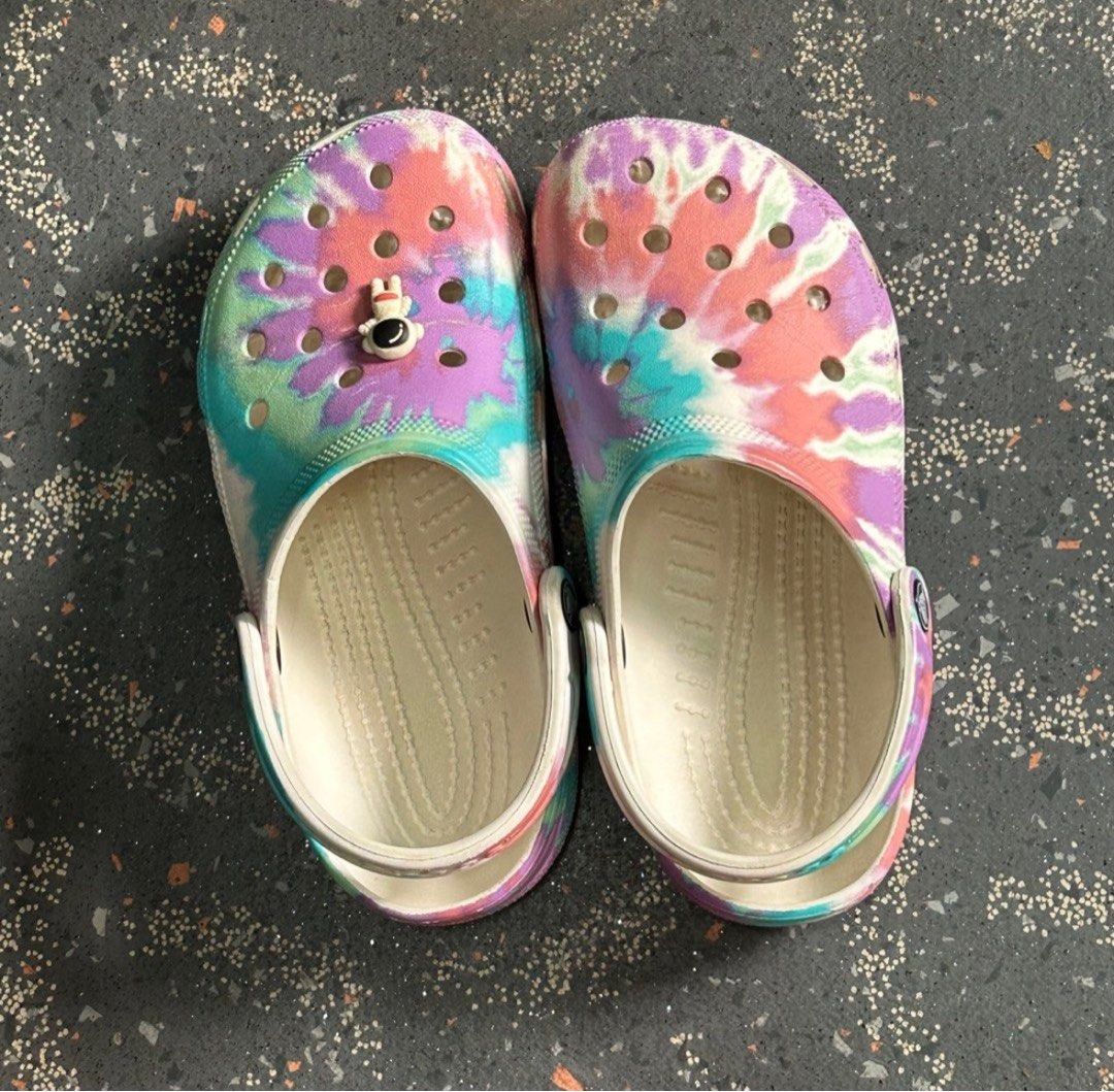 Tie dye sales crocs cheap