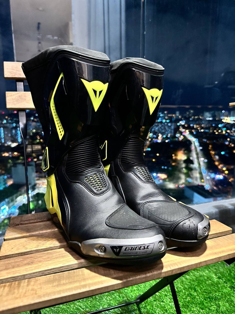 Dainese torque store d1 in
