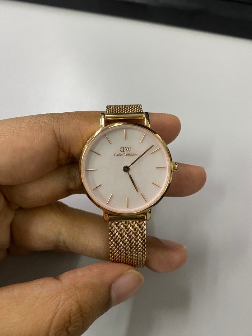 Daniel wellington best sale 28mm rose gold