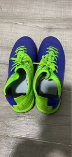 Decathlons Football Boots Size 38