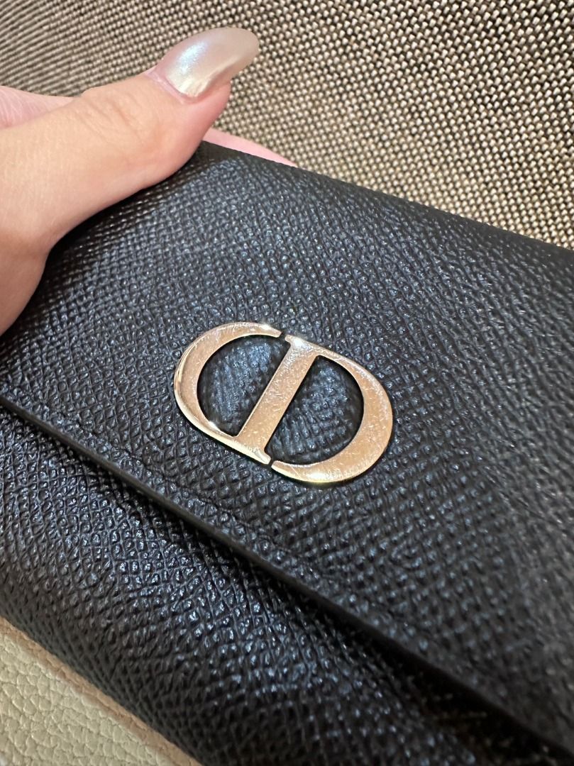 30 montaigne deals lotus wallet price