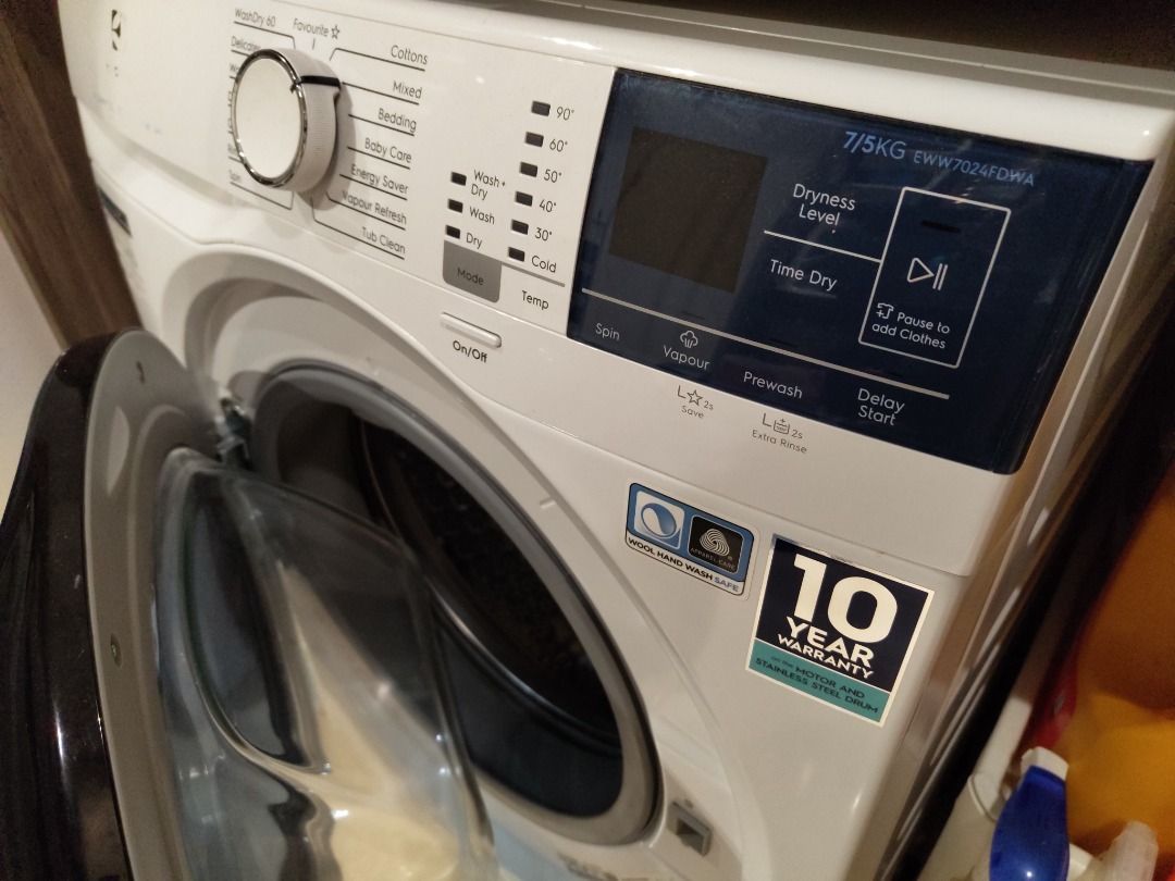 Electrolux Washer 7kg Dryer 5kg EWW7024FDWA, TV & Home Appliances