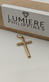 Elegant Plain Crucifix Pendant | 3.2CM | 15.5MM | 18K | SDG | Yellow Gold