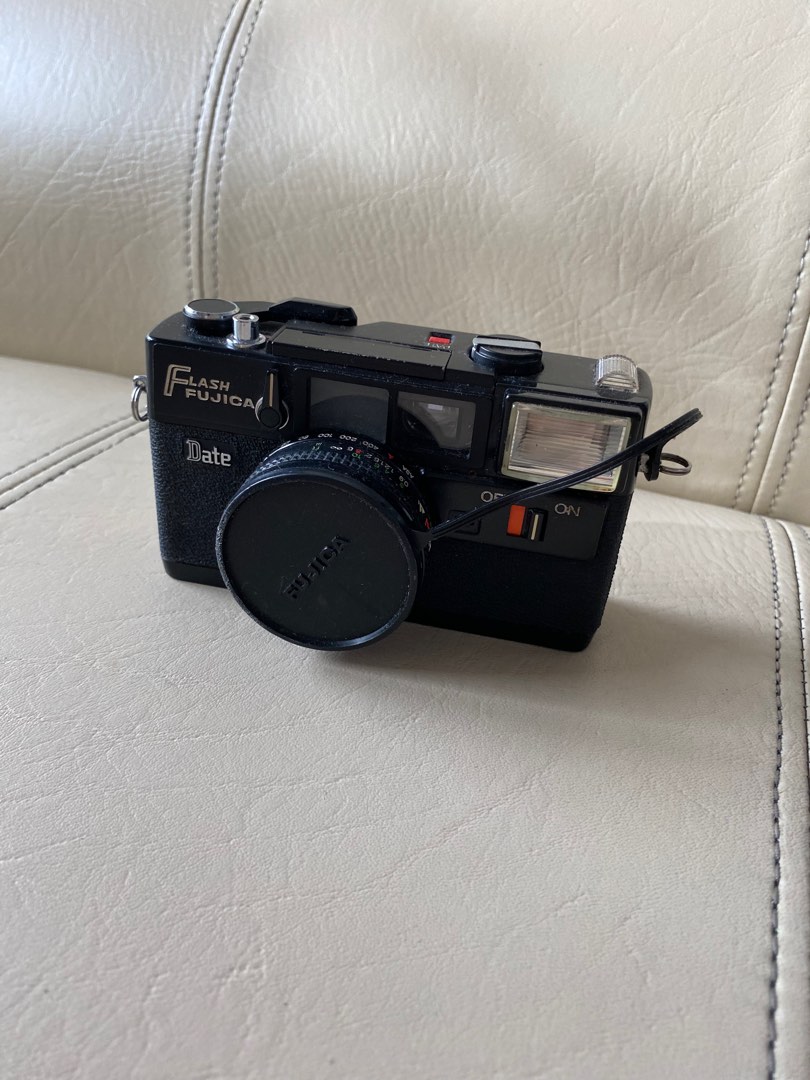 Flash Fujica film camera, Photography, Cameras on Carousell