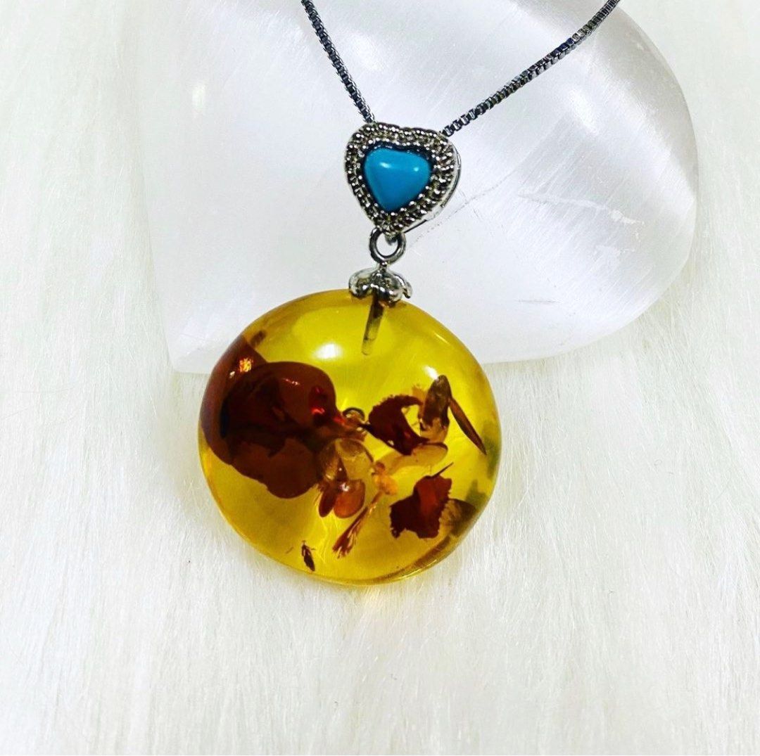 Gold crystal discount pendant necklace