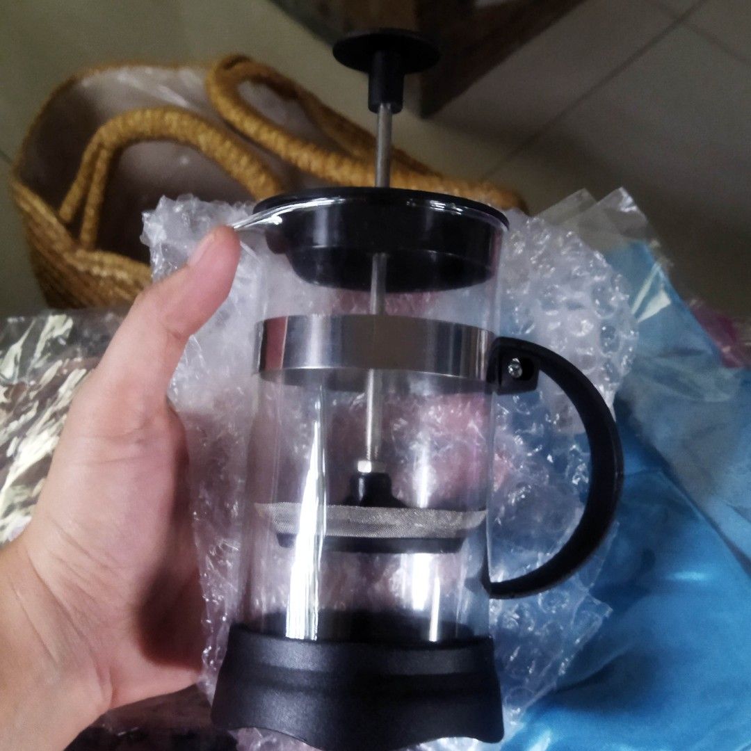 French Press Coffee Press (Category: Coffee & Tea Tableware) located in San Jose. Submitted by salt02 (Listing ID 1261687223, Image 2). Description: like new used only once.