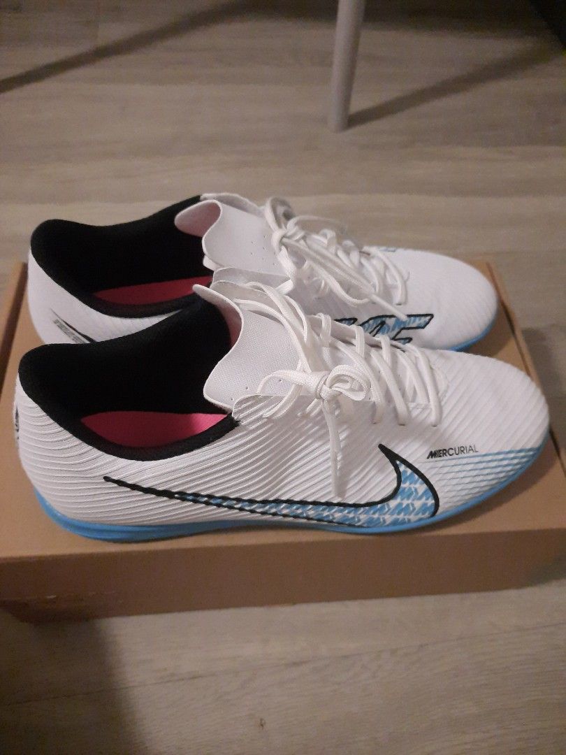 Futsal Shoes Nike Mercurial Vapor 15 Club Adult Indoor Football Boots
