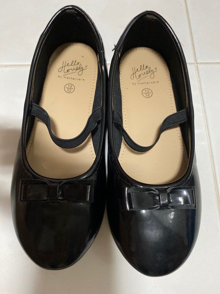 Girls sales graduation shoes