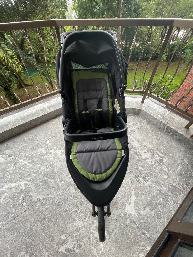 Graco RoadMaster Jogger Babies Kids Going Out Strollers on