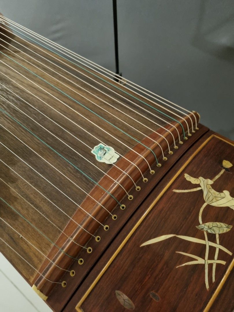 Guzheng lesson for children, Hobbies & Toys, Music & Media, Musical