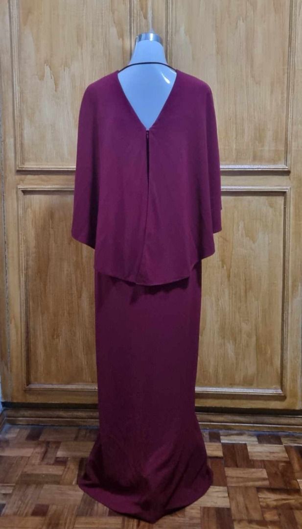 Halston heritage new arrivals dahlia cape gown