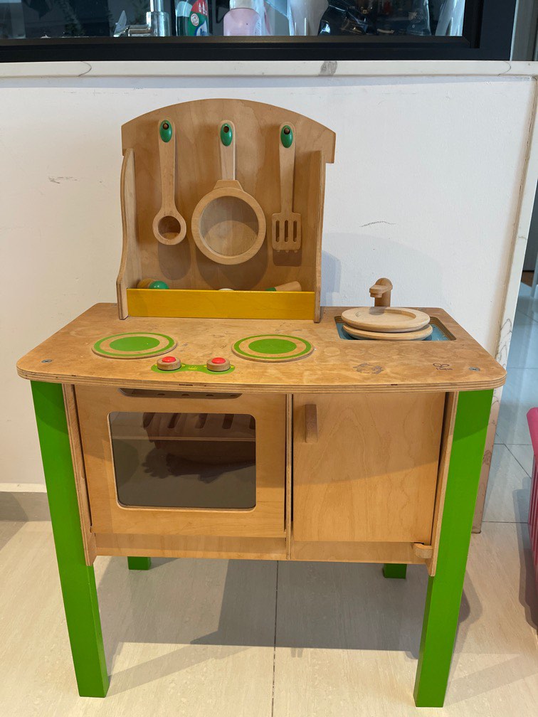 Hape my creative cookery hot sale club kid's wooden play kitchen