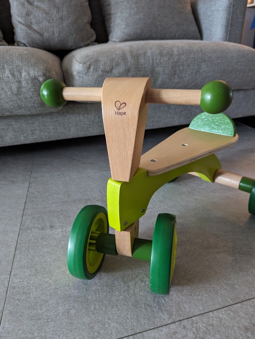 Hape trike store