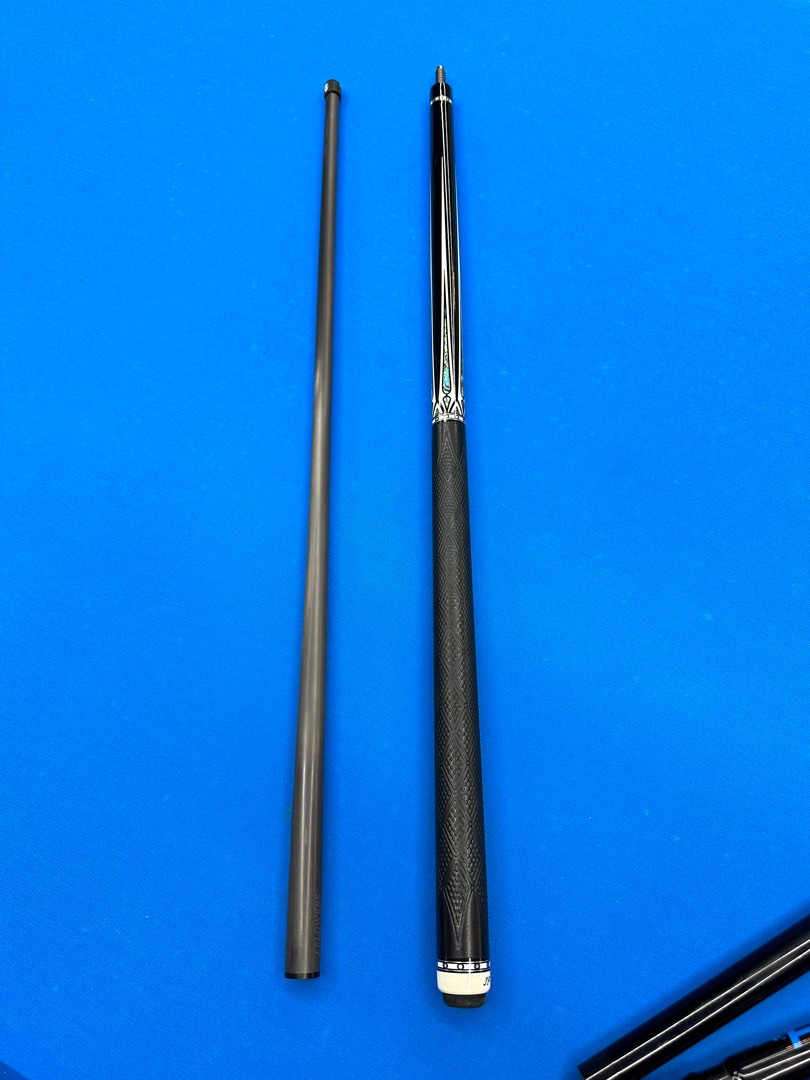 Jflower ( J flowers cue ), Sports Equipment, Sports & Games, Billiards