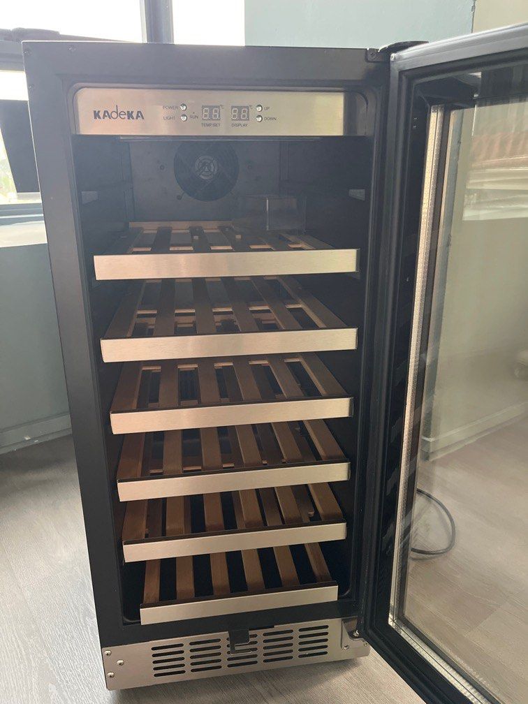 Kadeka Wine Chiller, TV & Home Appliances, Kitchen Appliances, Wine
