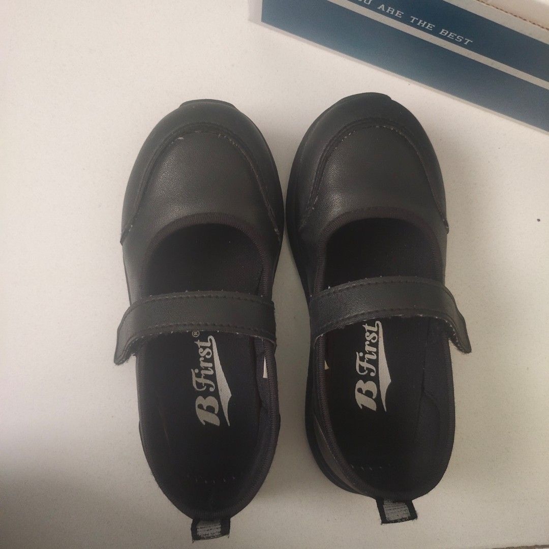 Girls school clearance shoes size 6