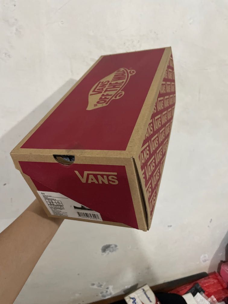 Vans box size new arrivals