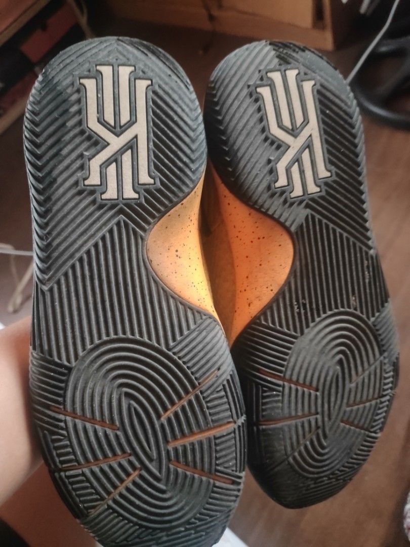 School bus kyrie 4 cheap