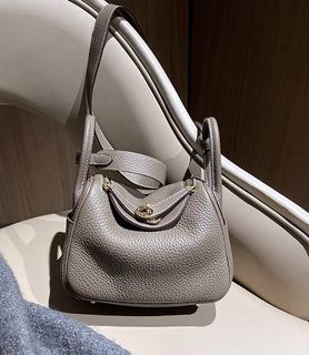 (Category: ) located in . Submitted by shopfun9999 (Listing ID 1261595442, Image 1). Description: .