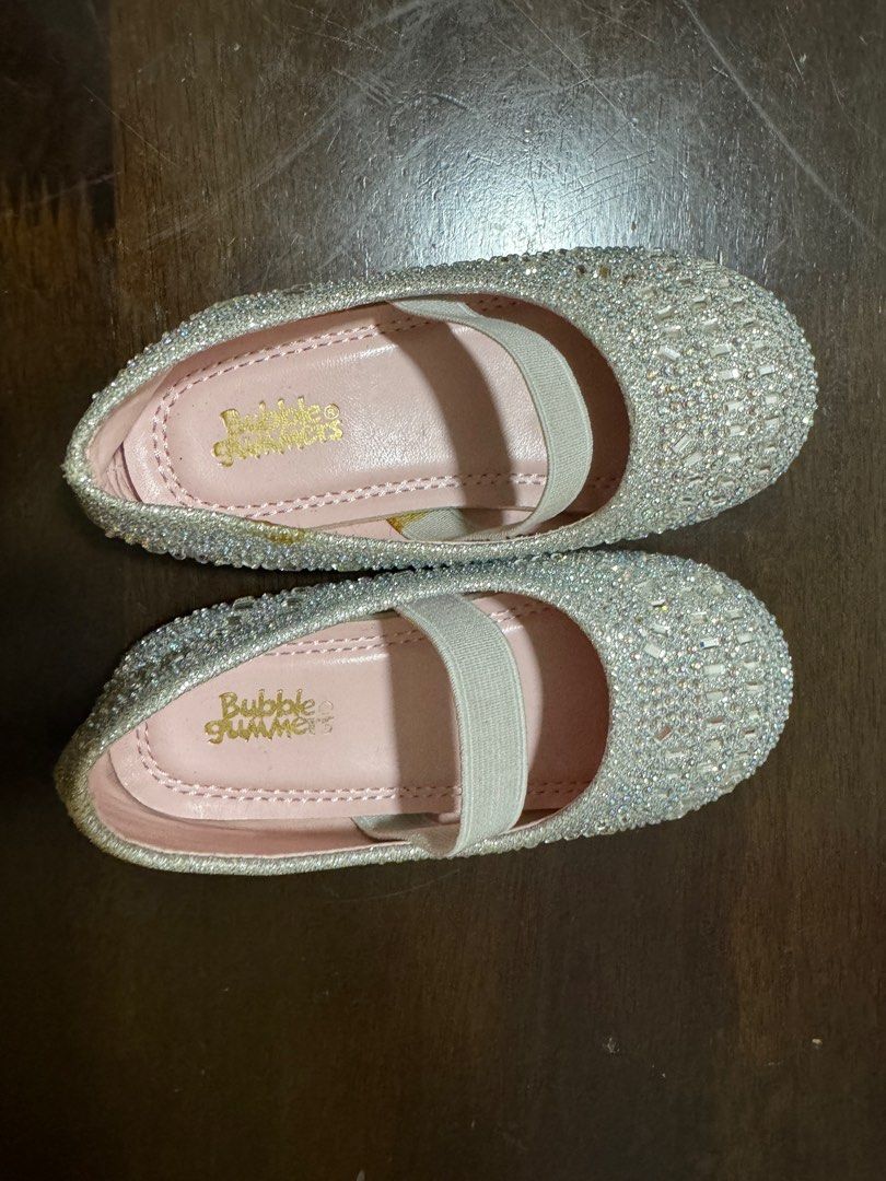 Girls hotsell cinderella shoes