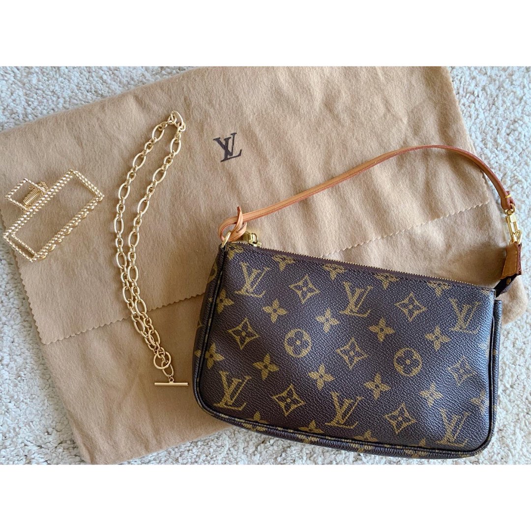 Louis Vuitton LV monogram canvas pochette accessories