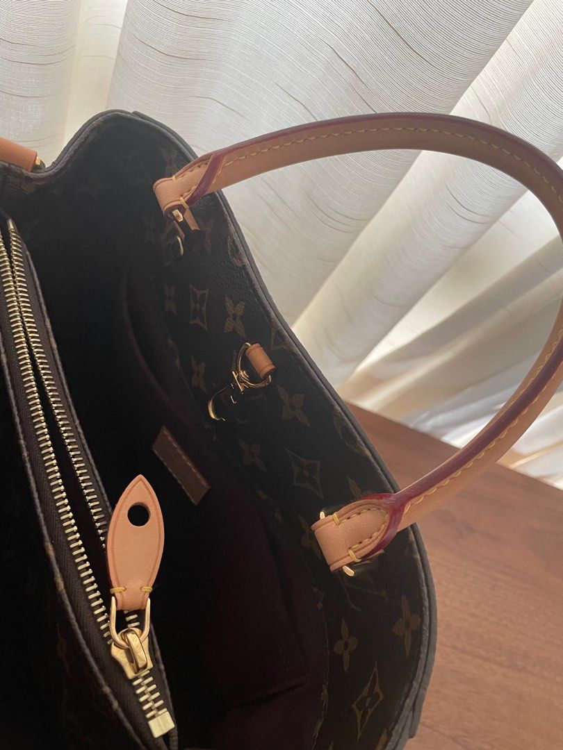 Louis Vuitton - Montaigne MM Monogram Empreinte Leather Taupe