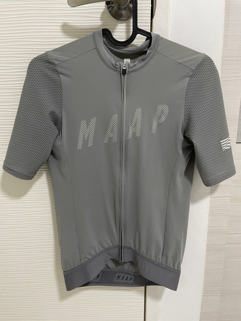 MAAP Evade Pro base Jersey S men, Men's Fashion, Activewear on