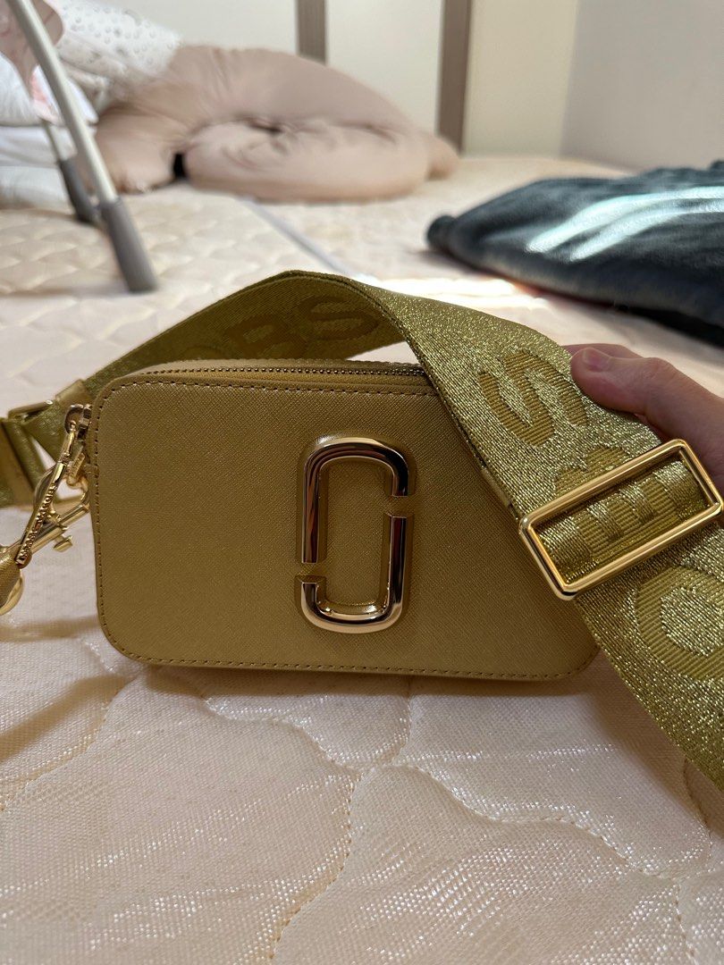 Marc jacobs snapshot store gold