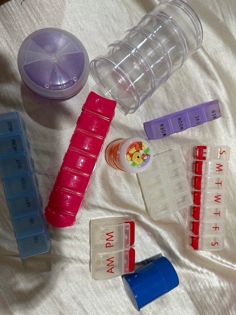 Medicine box (Category: Medical Supplies & Tools) located in Cebu City. Submitted by bangbang09 (Listing ID 1261592183, Image 1). Description: Php 150 - large Php 50 each - others.