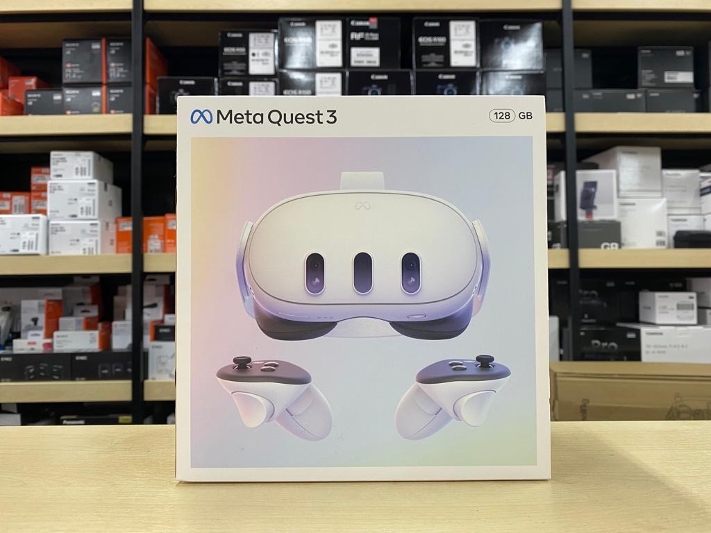 Meta Quest 3 128GB— Breakthrough Mixed Reality — Powerful Performance –