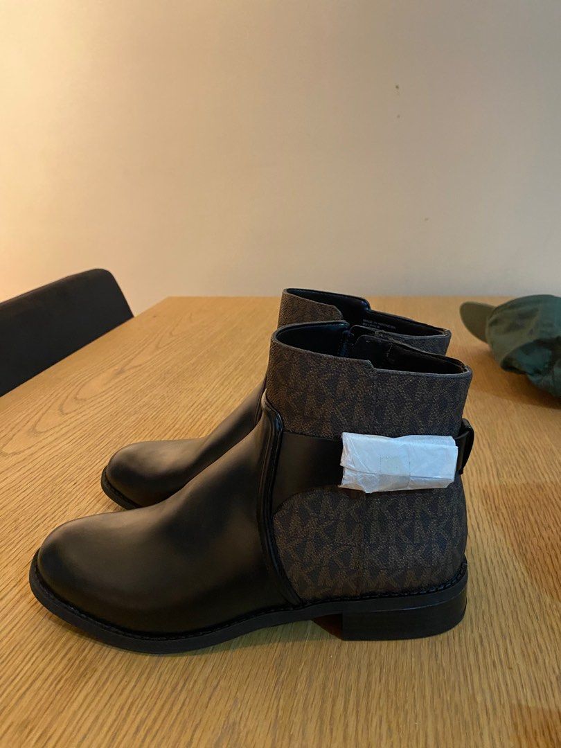 Mk bootie deals