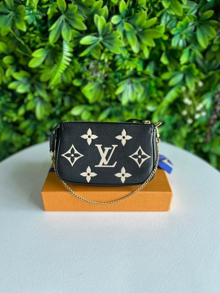 Louis Vuitton Empreinte Leather Mini Pochette