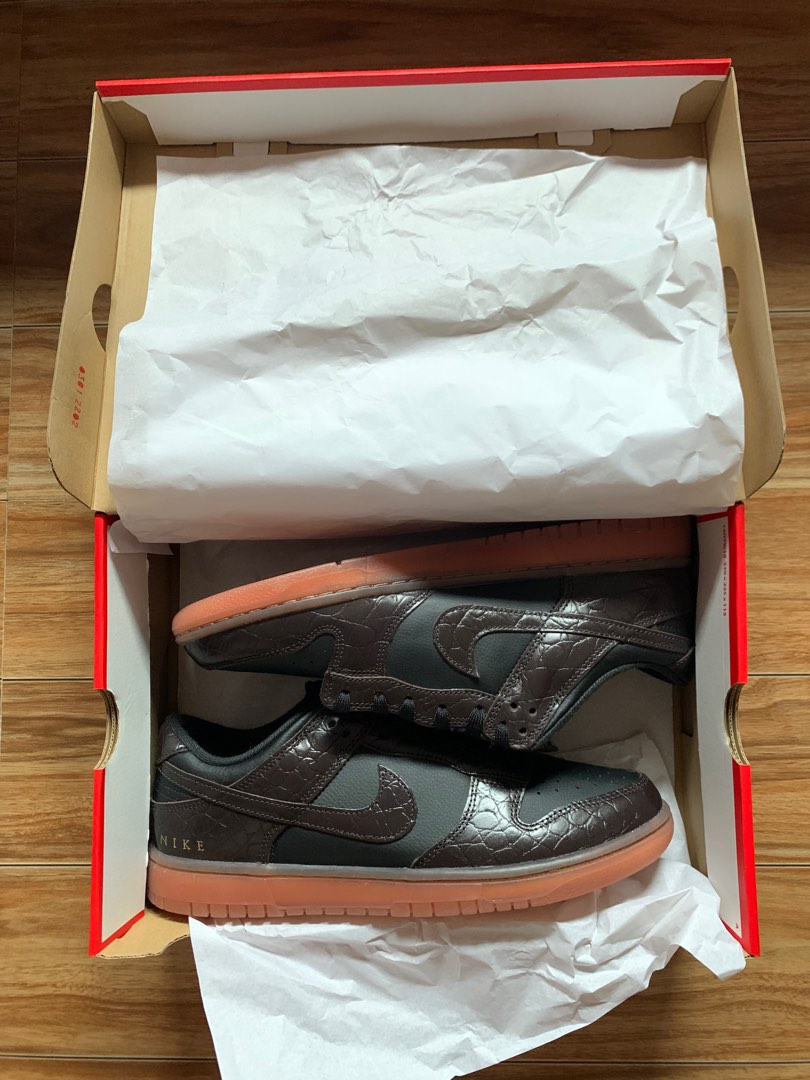 Nike Dunk Low Chocolate Croc, Men's Fashion, Footwear, Sneakers on