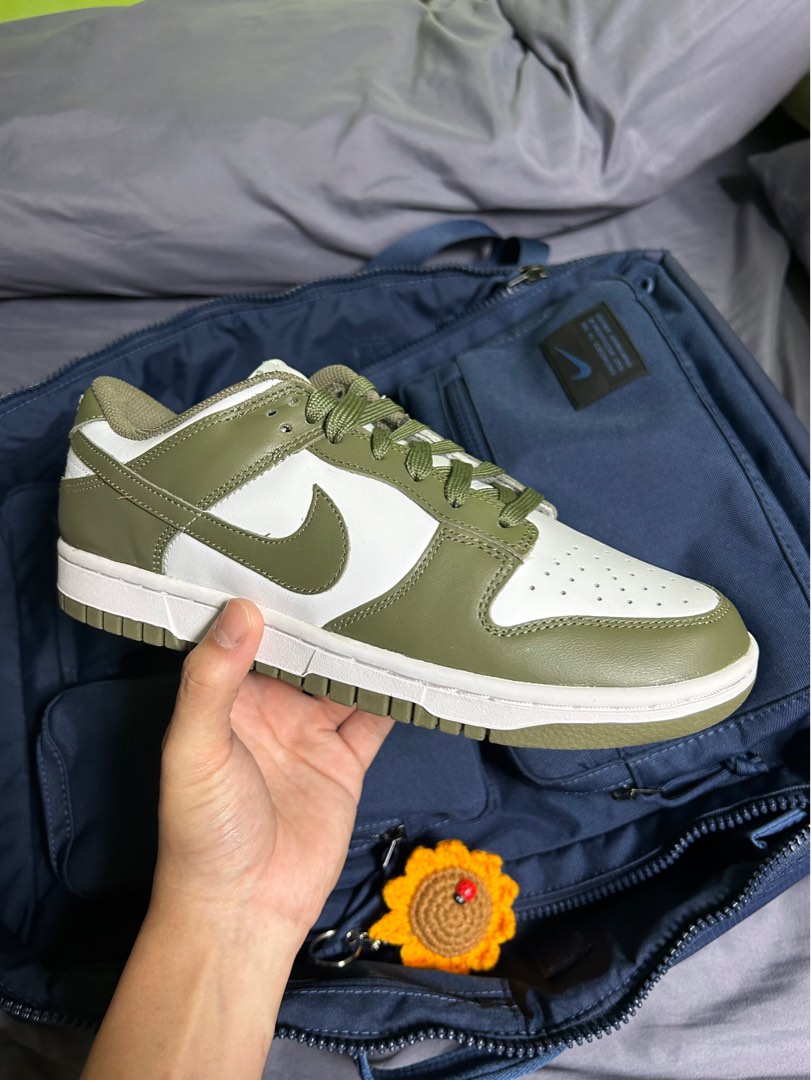 Women's Dunk Low 'Medium Olive' (DD1503-120) Release Date. Nike SNKRS SG