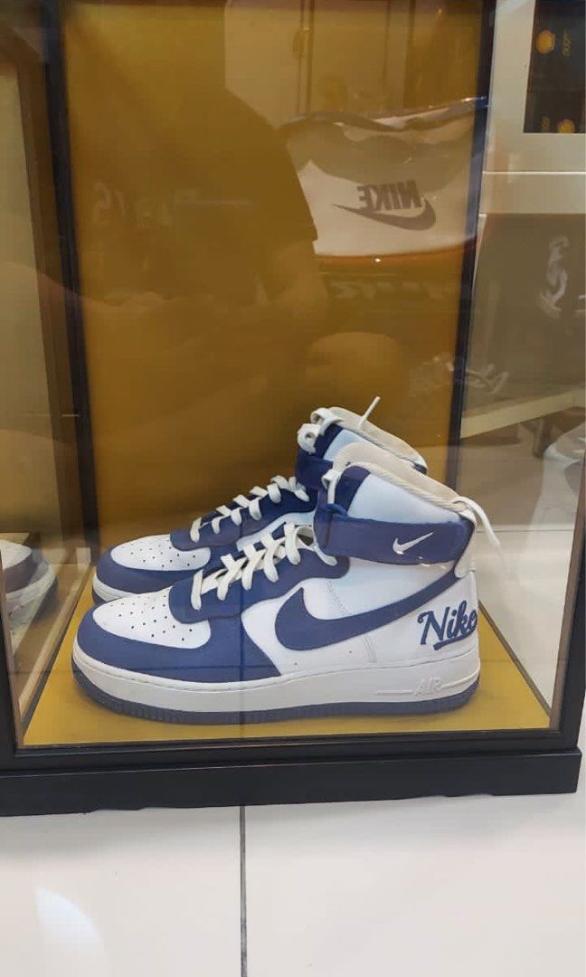 Nike Air Force 1 07 EMB