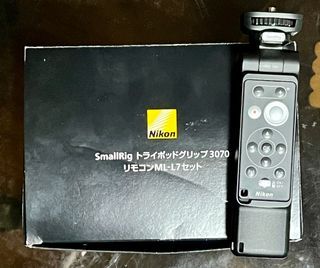 Nikon SmallRig Tripod Grip 3070 Remote ML-L7