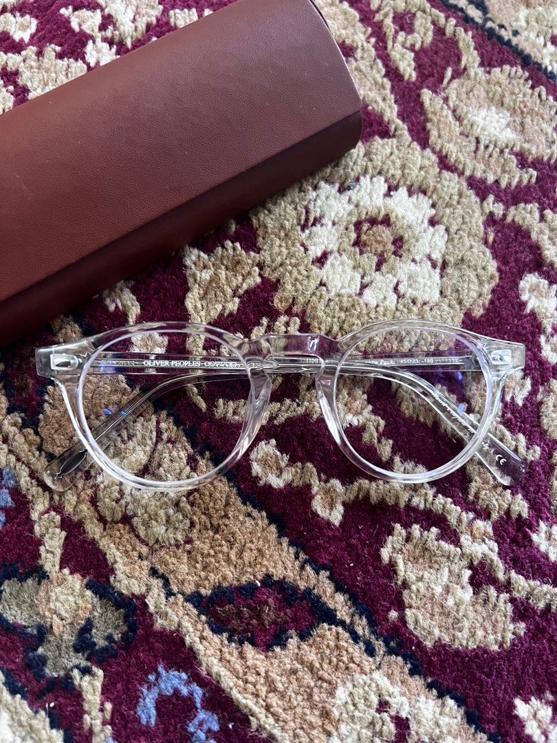 OLIVER PEOPLES TRANSPARENT FRAME Men s Fashion Watches
