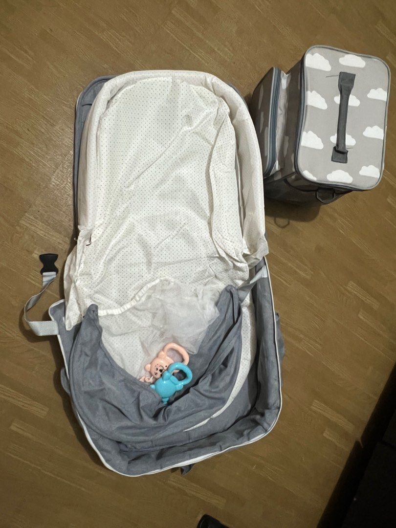 On the go baby bed 2025