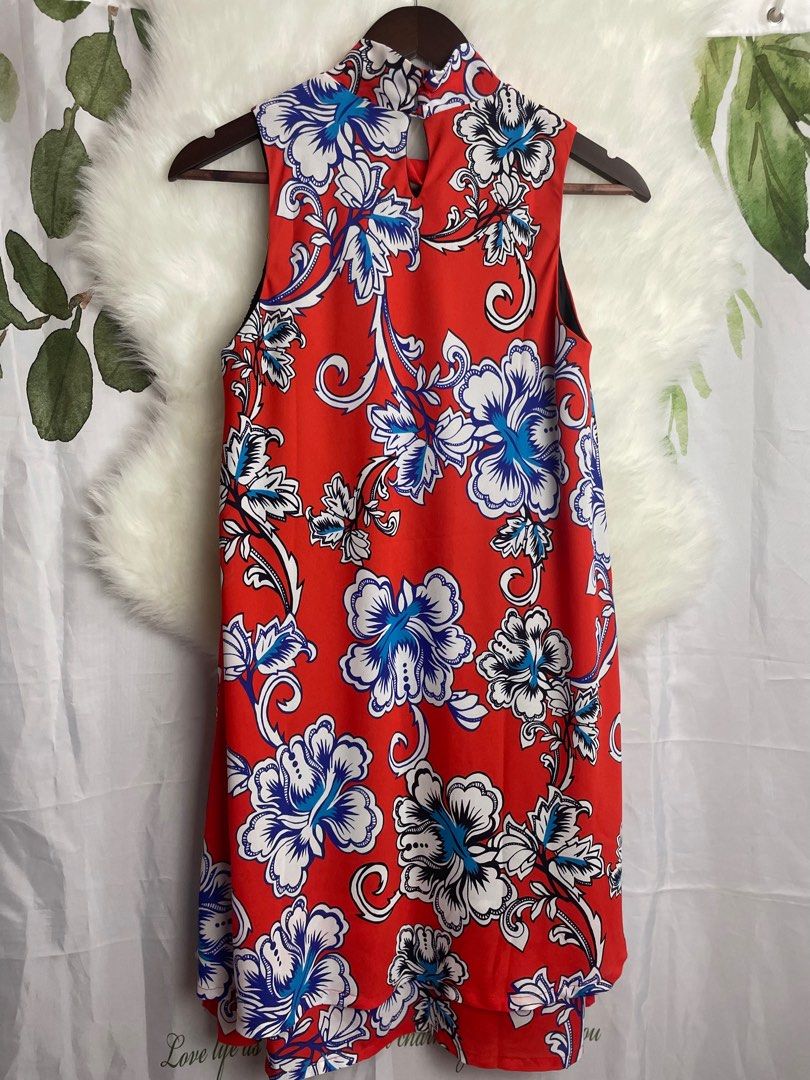 PreLoved Red Floral Dress (Category: Dresses) located in Manila. Submitted by joyfulmessforless (Listing ID 1261681891, Image 1). Description: ♥️PreLoved Red Floral Dress ♥️ can fit small to medium frame ♥️ no issue ♥️ slightly negotiable RFS: de cluttering .