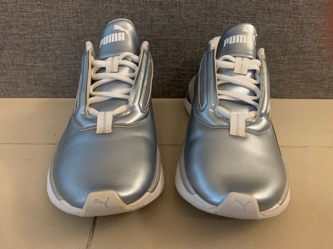 Puma trainers silver outlet
