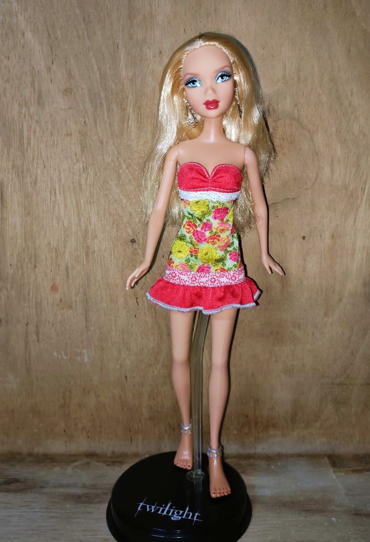 RARE 2008 MY SCENE BOUTIQUE STREET KENNEDY DOLL BARBIE MATTEL