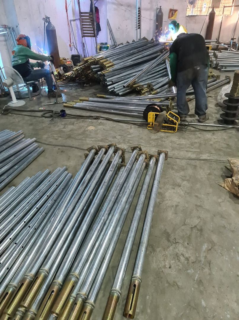 Shoring jack │scaffolding │ gi pipe │ h-frame (Category: Construction & Building Materials) located in Valenzuela. Submitted by valthink (Listing ID 1261531697, Image 3). Description: Shoring jack Sched 20 and Sched 40 Sizes: 3.4m 4.0m 4.5m 5.5m.