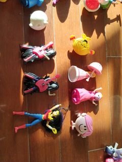 公主，神奇女俠，結他，笑面公仔，superwoman, Princes,smiley, smile, doll