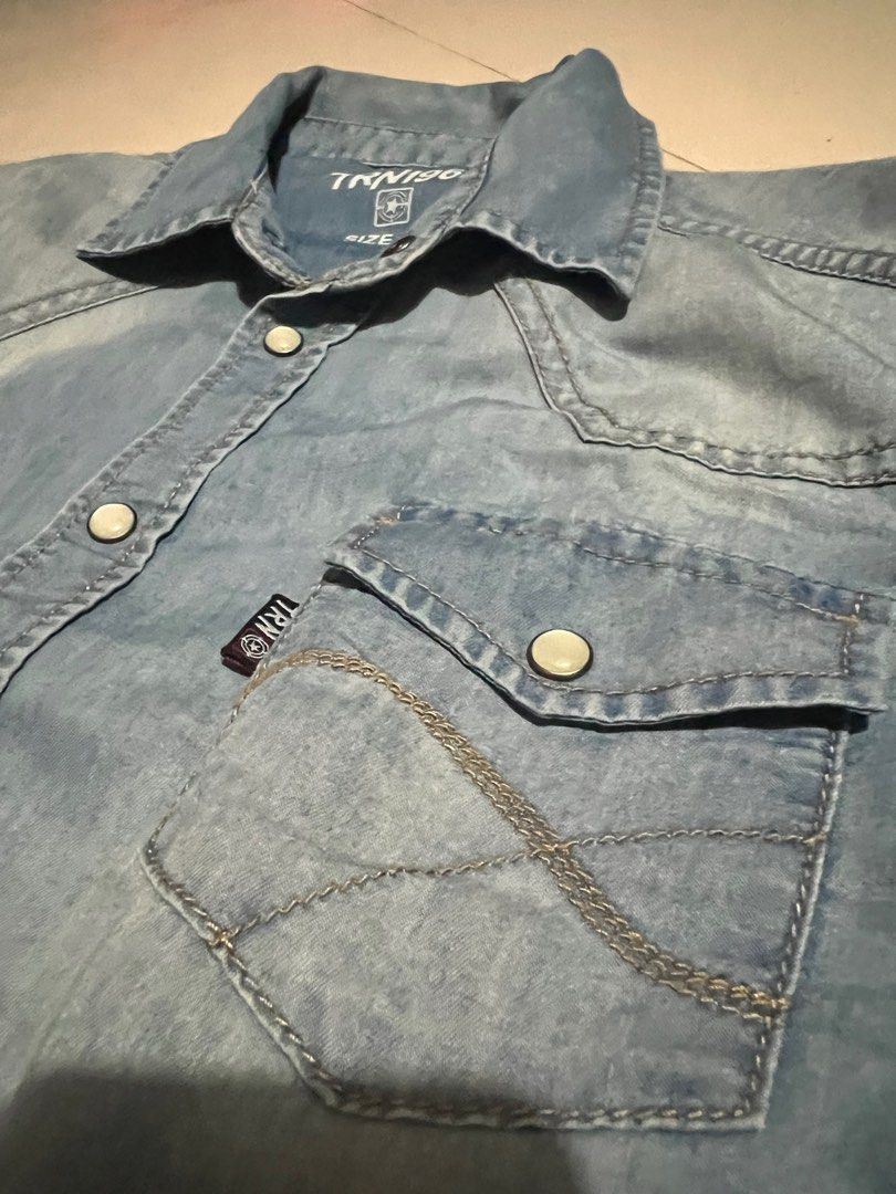 Terranova denim long sleeved polo (Category: Coats, Jackets and Outerwear) located in Valenzuela. Submitted by gotdrip (Listing ID 1261667993, Image 3). Description: Terranova denim long sleeve shirt Slightly used (still very presentable) "These items have been previously owned and are not thrifted. Some have seen minimal use or remain unworn, still bearing their original tags. Given their preloved nature, we kindly request that you manage your e