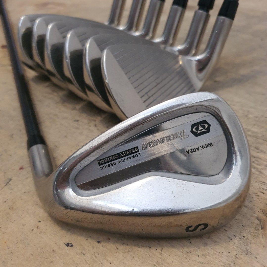 Tobunda Low & Deep Design Gravity Control Gap Wedge Regular Graphite Shaft Tobunda Low & Deep Design Gravity Control Gap Wedge Regular Graphite Shaft