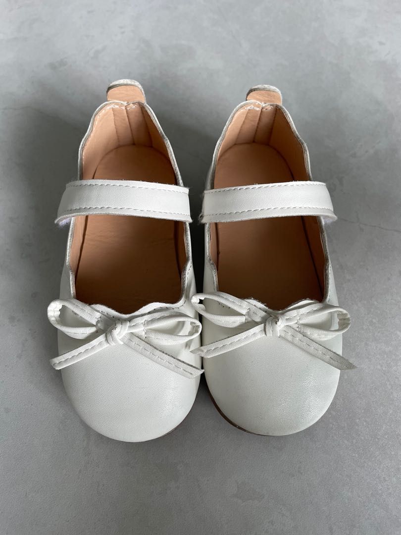 White flats on sale for girl