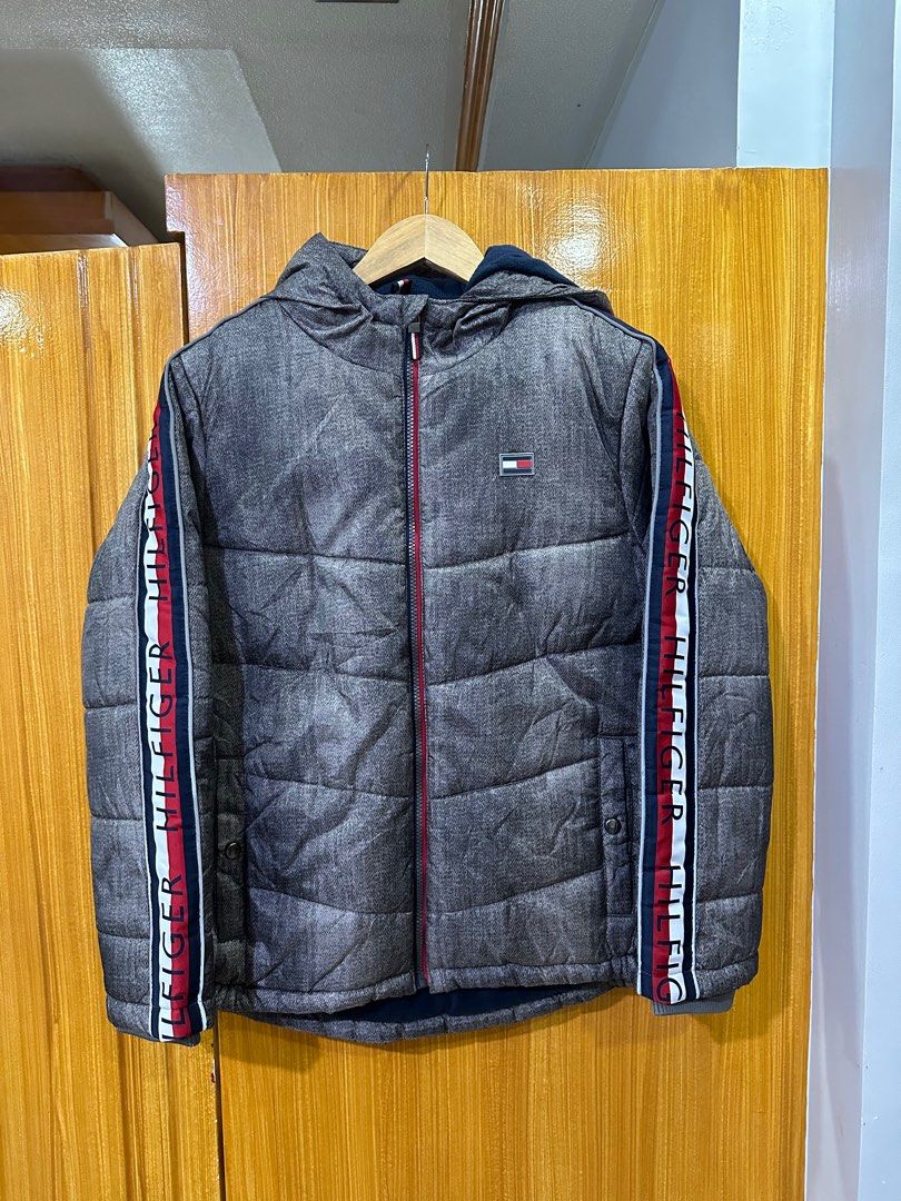 Vintage tommy hilfiger colorblock store competition hoodie jacket