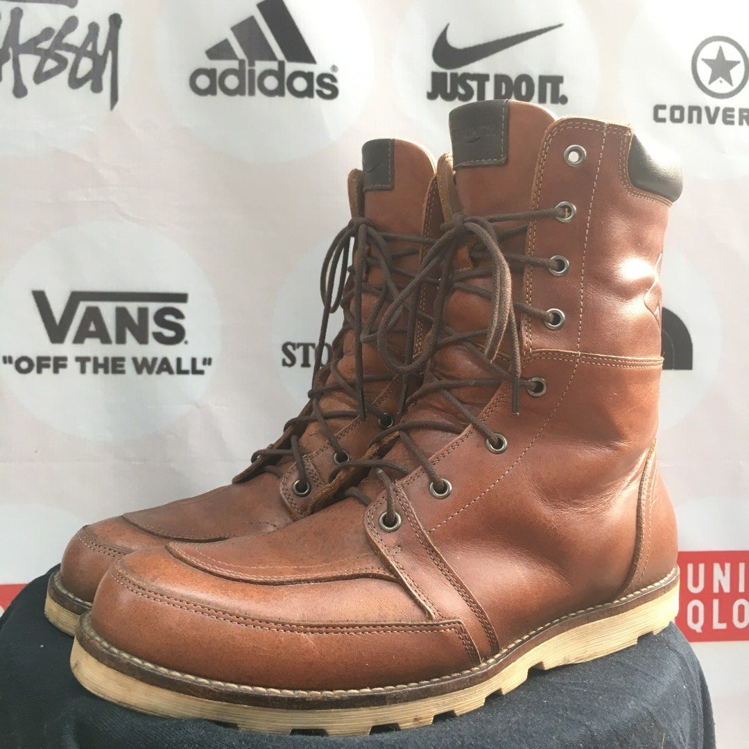 TRIUMPH STOKE TAN BOOT Fesyen Pria Sepatu Sepatu Boot di Carousell